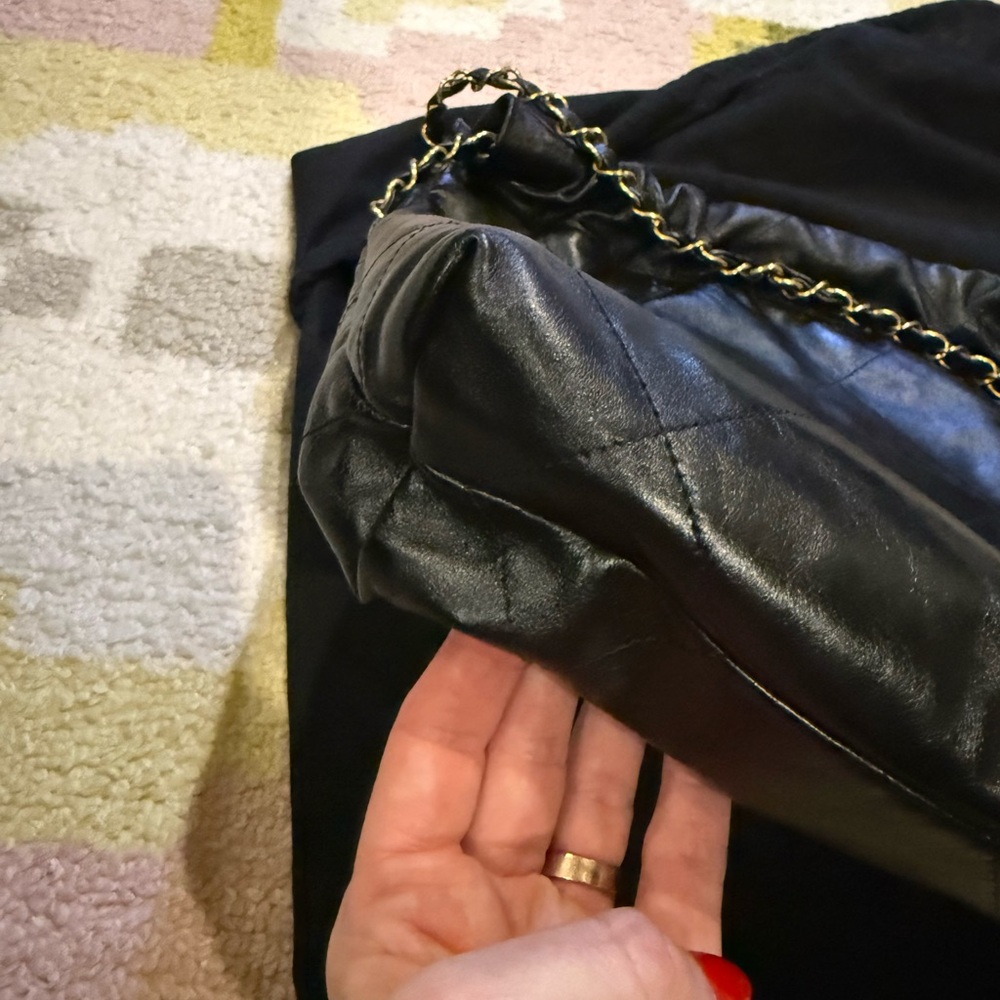 Chanel 22 Hobo Black Chain Shoulder Bag - Picture 12 of 14